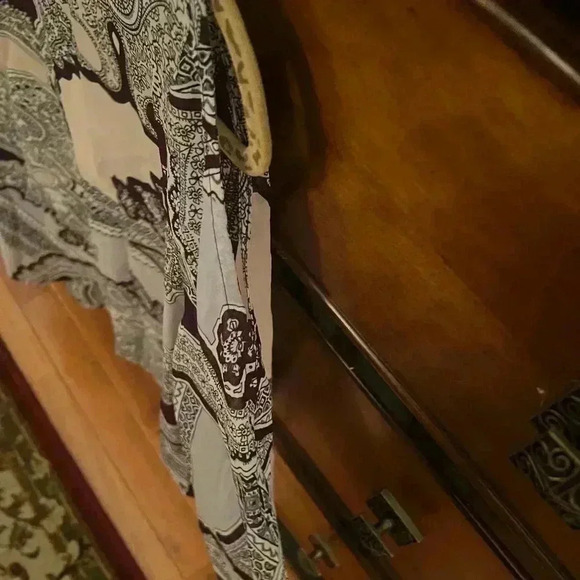 CHICO COLD SHOULDER TOP NWT SIZE 1 - Picture 3 of 7